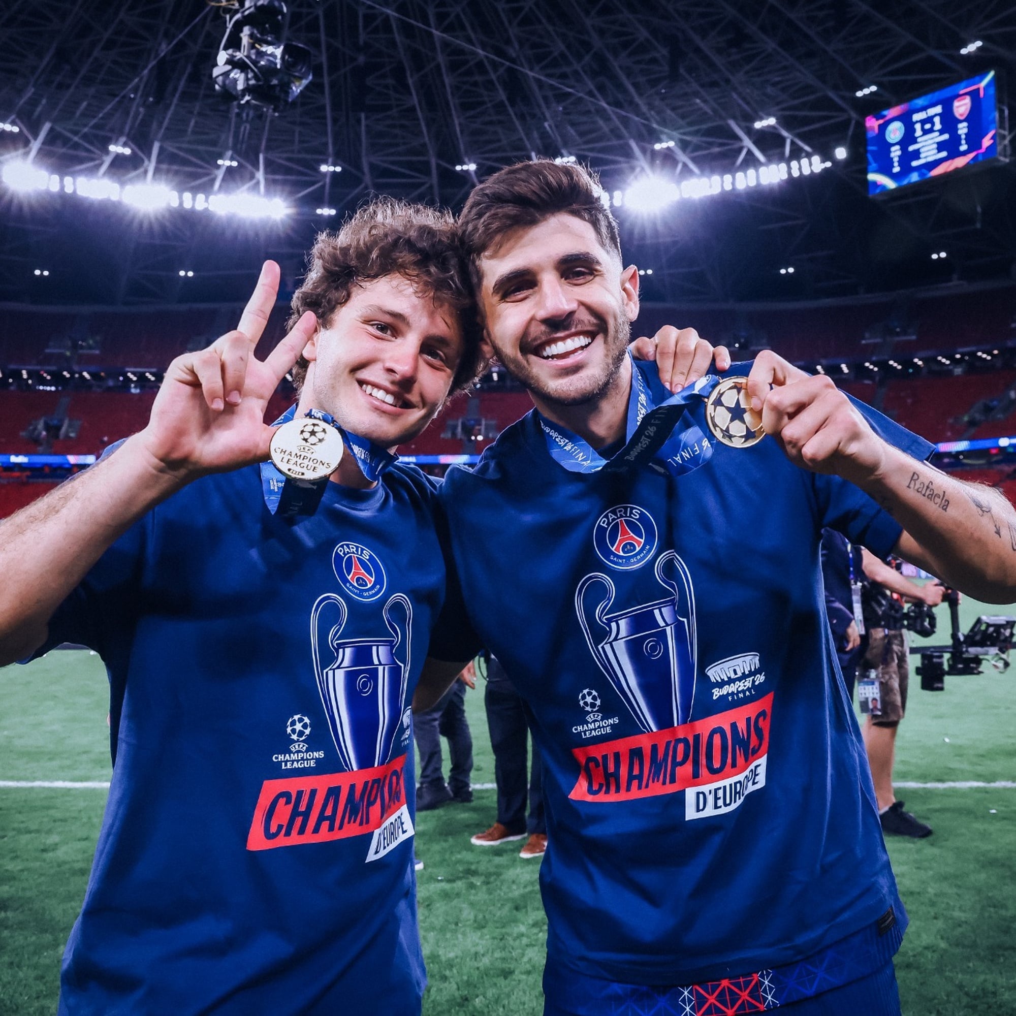 サッカー・フットサル PSG アエロスイフト L